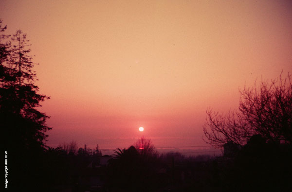 Sunset_over_the_Bay