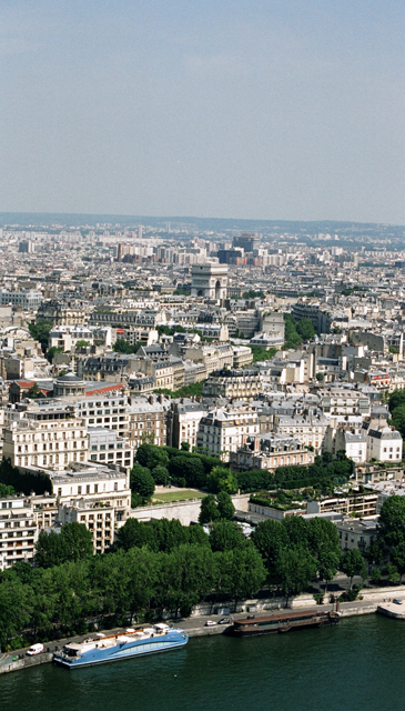 10-Eifel-Arc-de-Triomple-dist